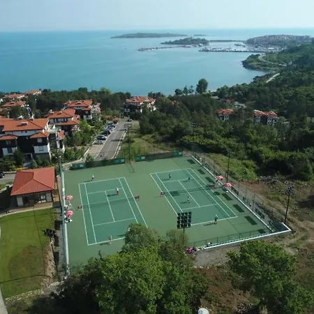 Private Holiday Village Santa Marina *